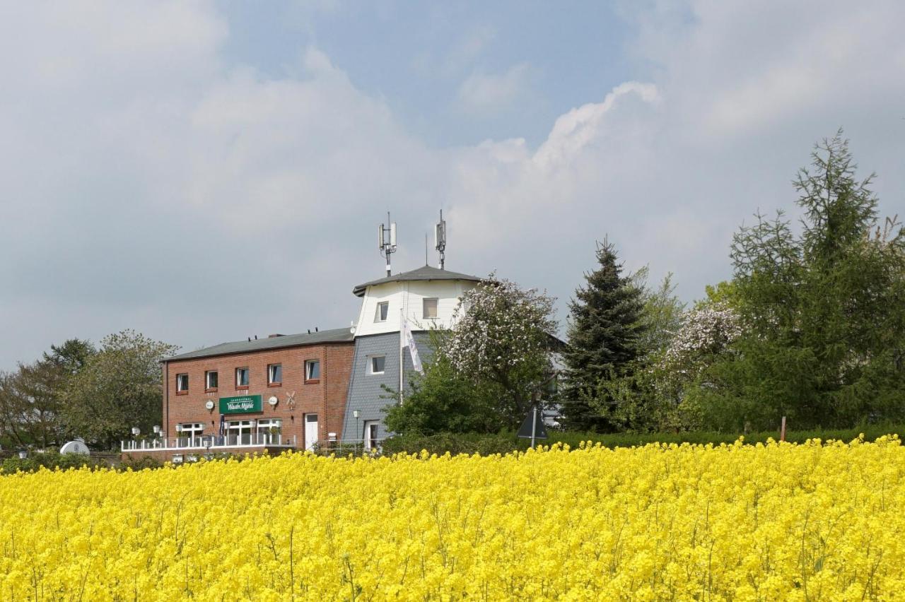 Landgasthof Waabs Muhle Hotel Exterior foto